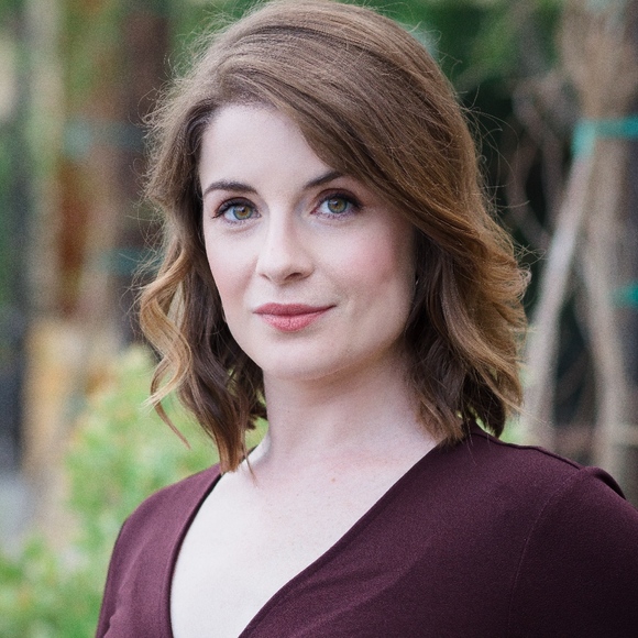 Meet your Posher, Amy - Picture 1 of 1